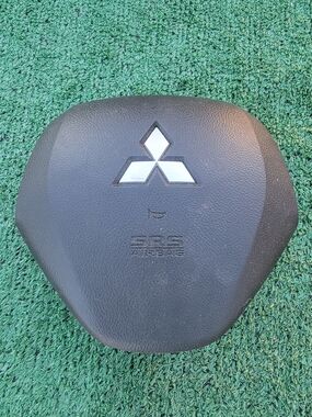 2016 Black SRS Airbag Cover - Steering Wheel Center